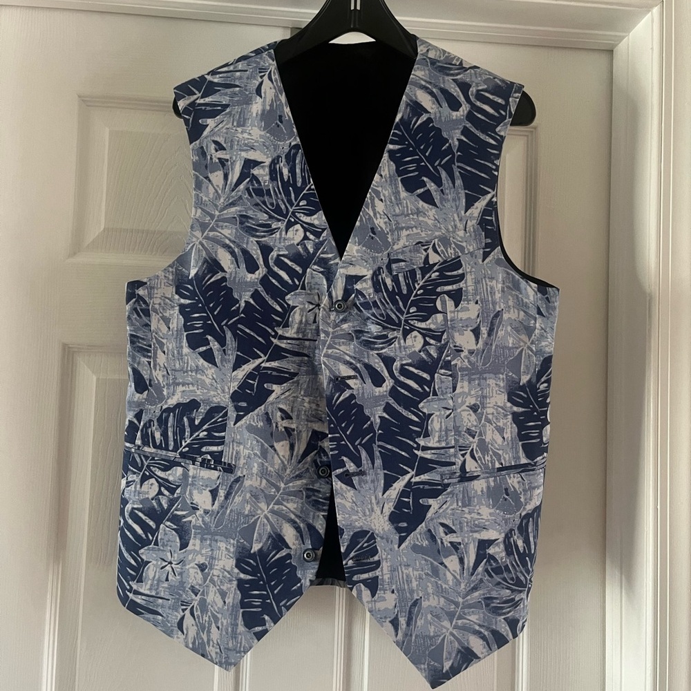 COPY - Tallis men’s vest- blue and white palm tree print - L